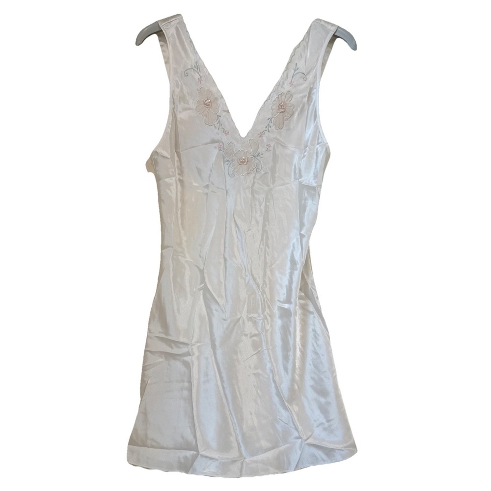 Vintage Val Mode Nightgown White Satin Size S Applique Floral‎ Midi Sleeveless